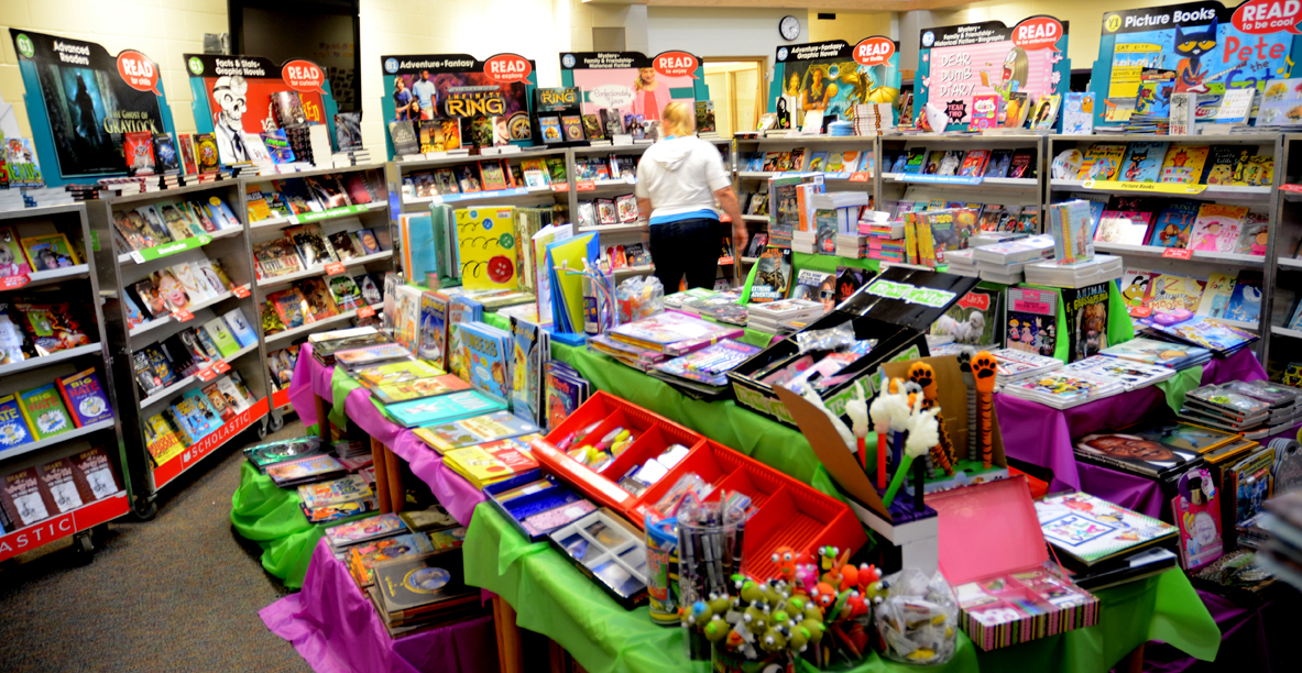 Volunteers needed to help in scholastic book fair Dec. 25 Ada Icon