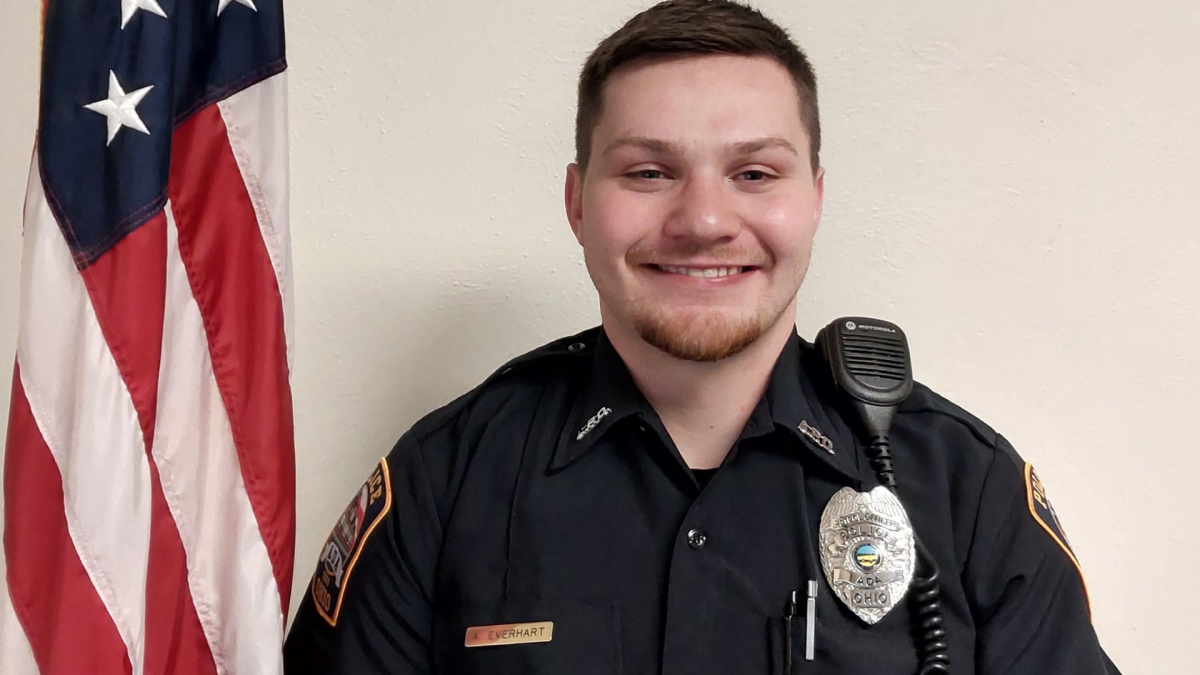 Officer Everhart recognized for exemplary service | Ada Icon