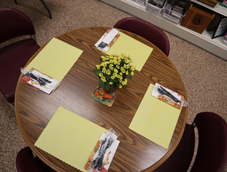 Sunny yellow table settings