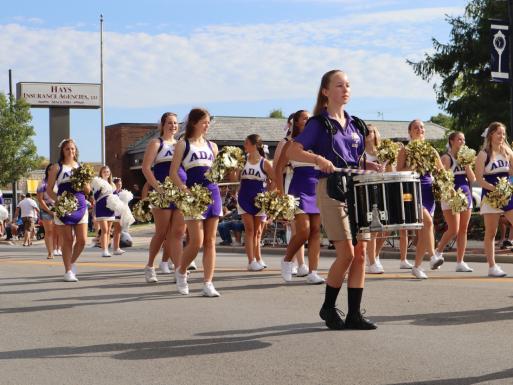Ada High School Marching Band and Cheerleaders / PHOTO Ada Icon