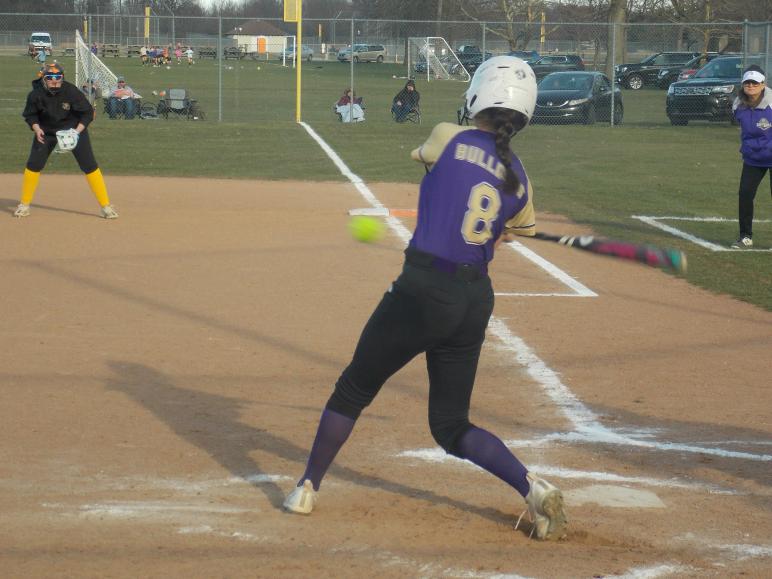Junior Aidra Preston connects / PHOTO by Cort Reynolds